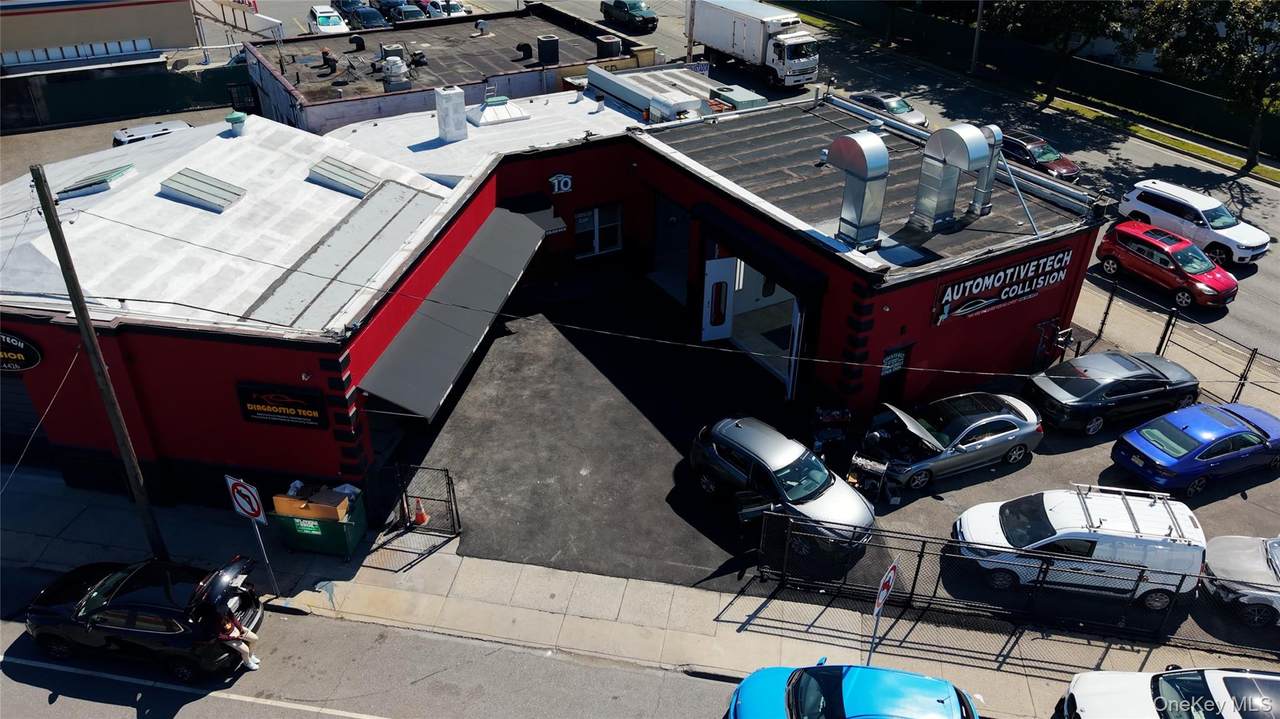 10 Jerusalem Avenue - Photo 1