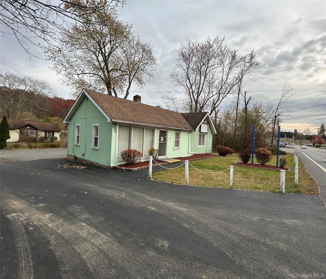 208 Route 52 - Photo 1