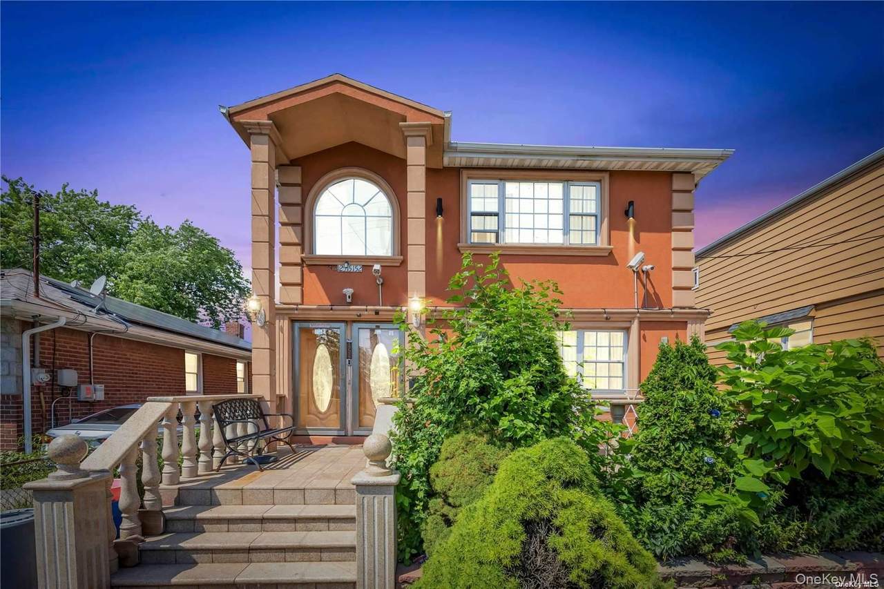 125-15 152nd Avenue - Photo 1