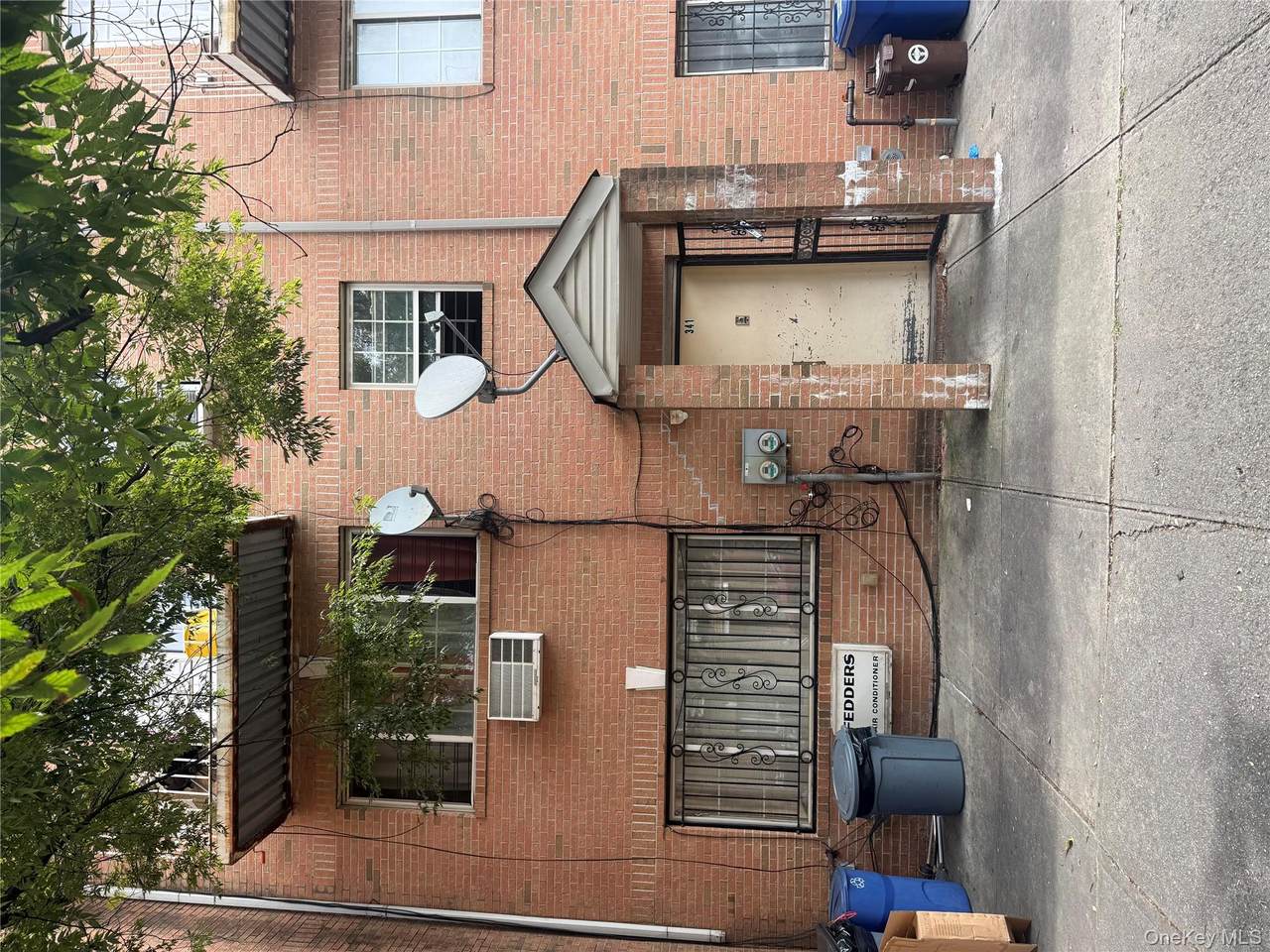341 Herzl Street - Photo 1