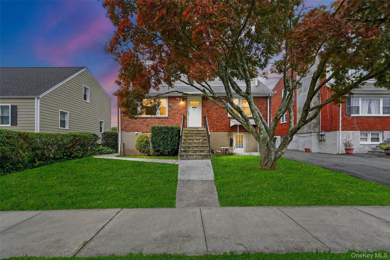 96 Inwood Avenue - Photo 1