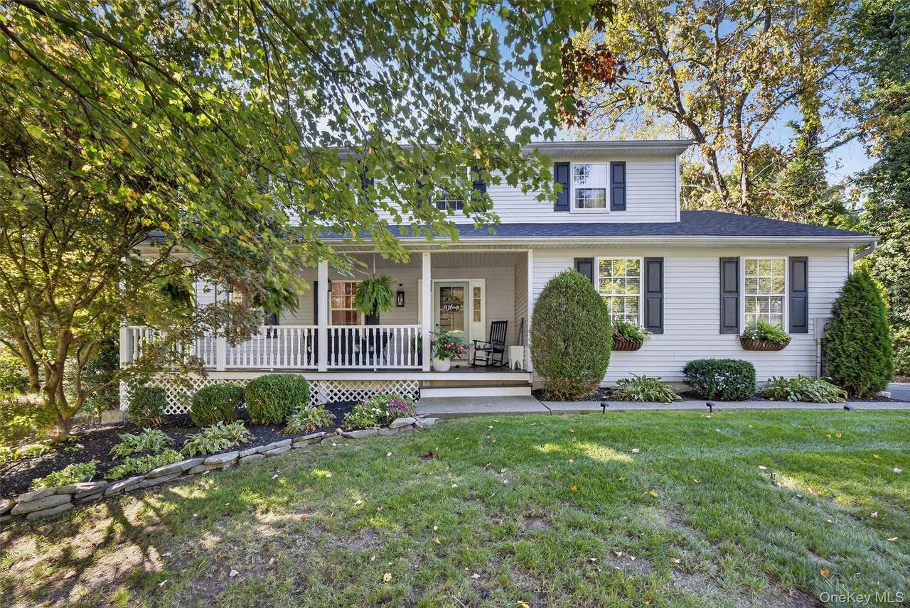 126 Foxwood Dr - Photo 1