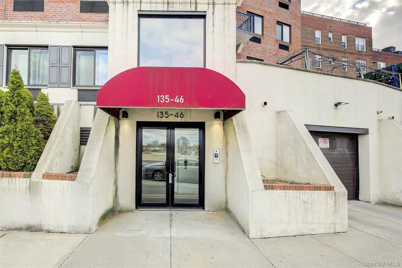 13546 Grand Central Parkway - Photo 1