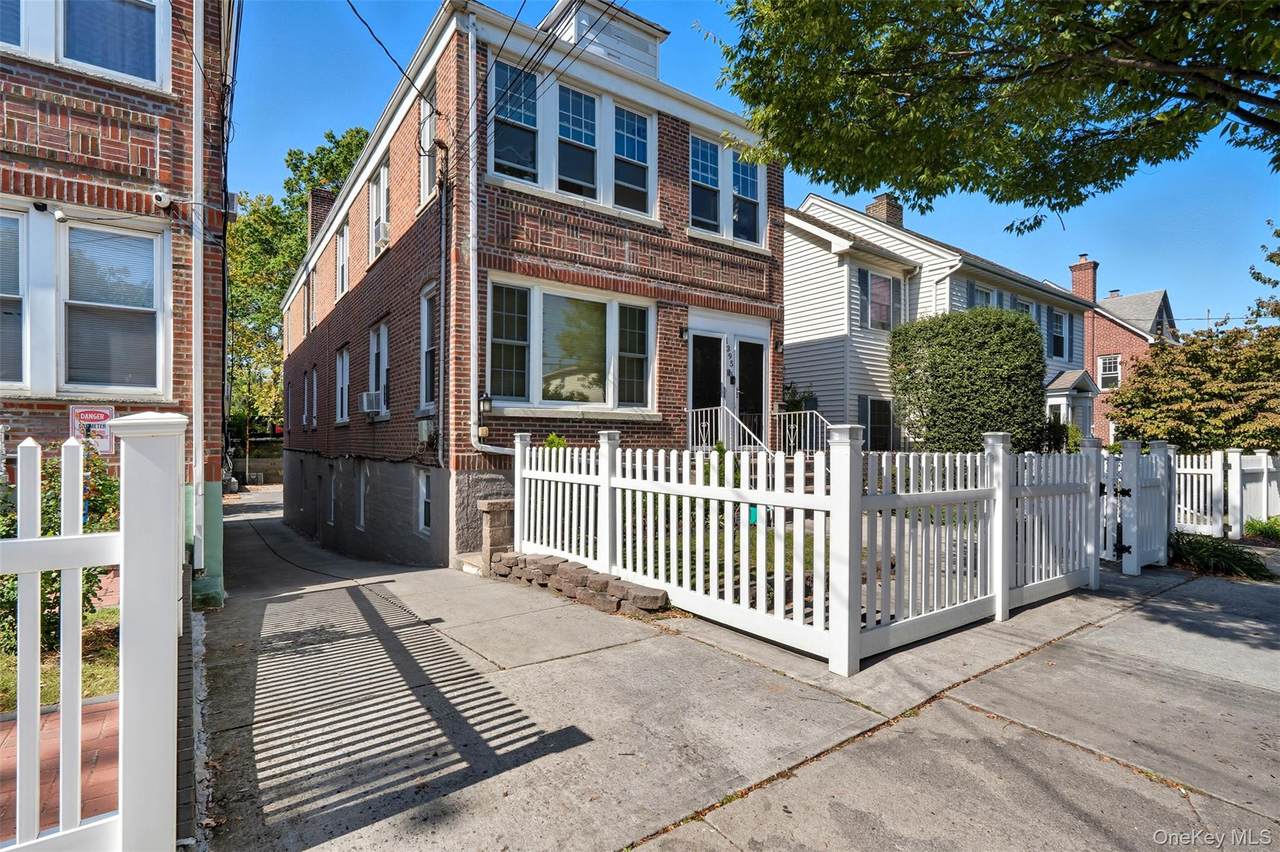 1395 Kearney Avenue - Photo 1