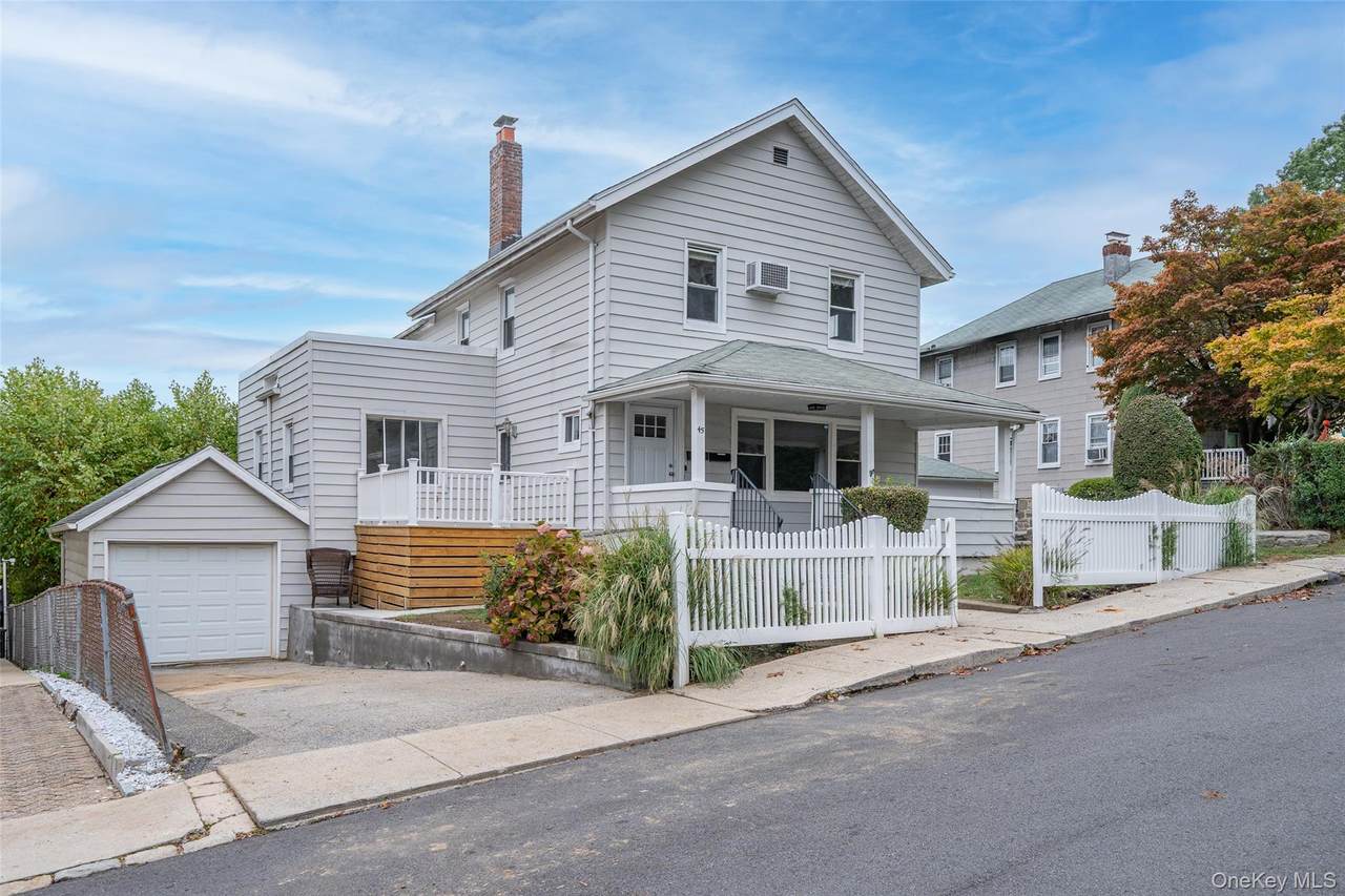 45 Chestnut Street - Photo 1