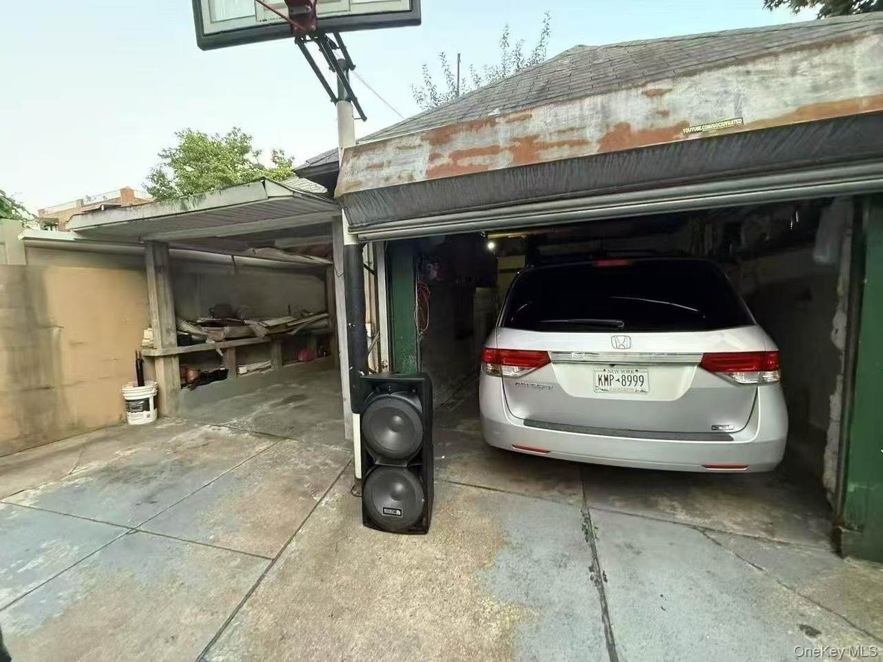 104-40 41 Avenue - Photo 1