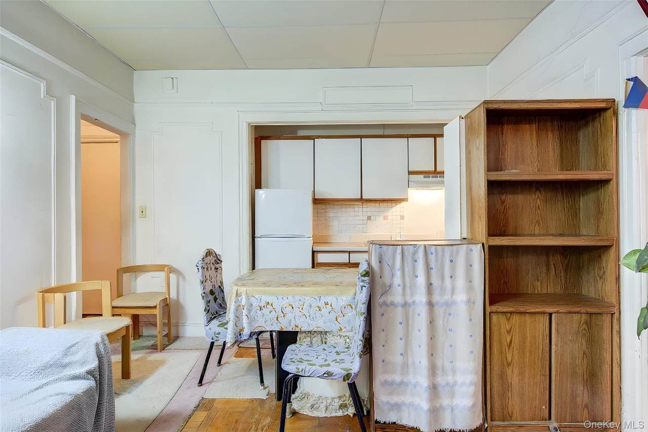 41-41 41 Street - Photo 1