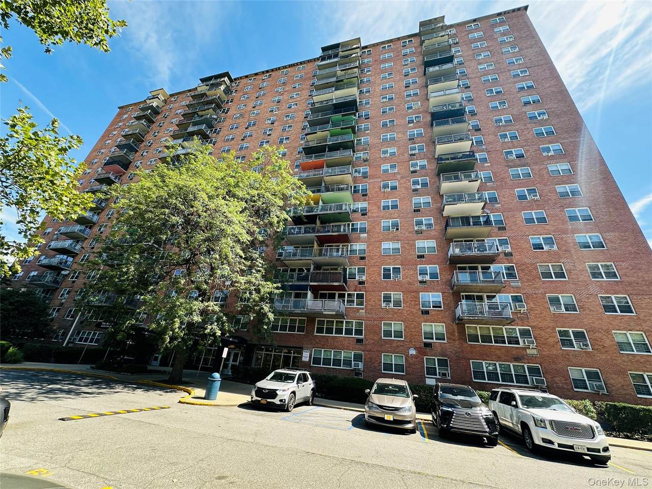 880 Boynton Avenue - Photo 1
