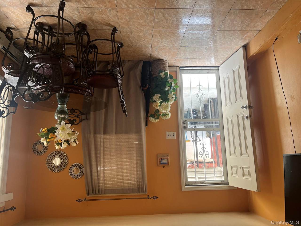 4070 Bruner Avenue - Photo 1