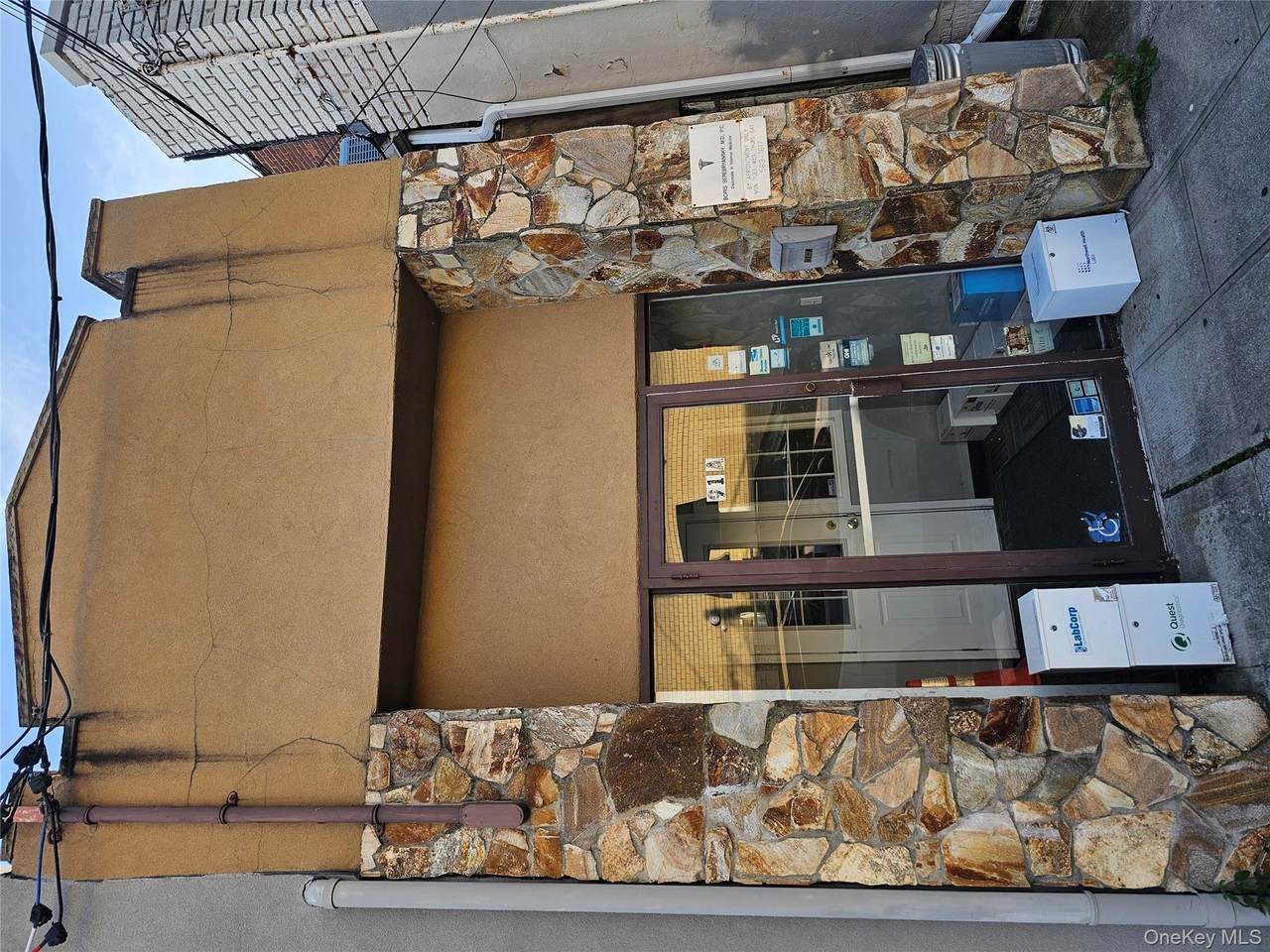 91a Carman - Photo 1