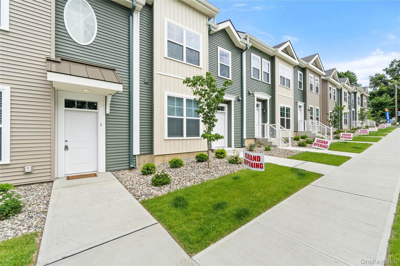 75 Forester Avenue - Photo 1