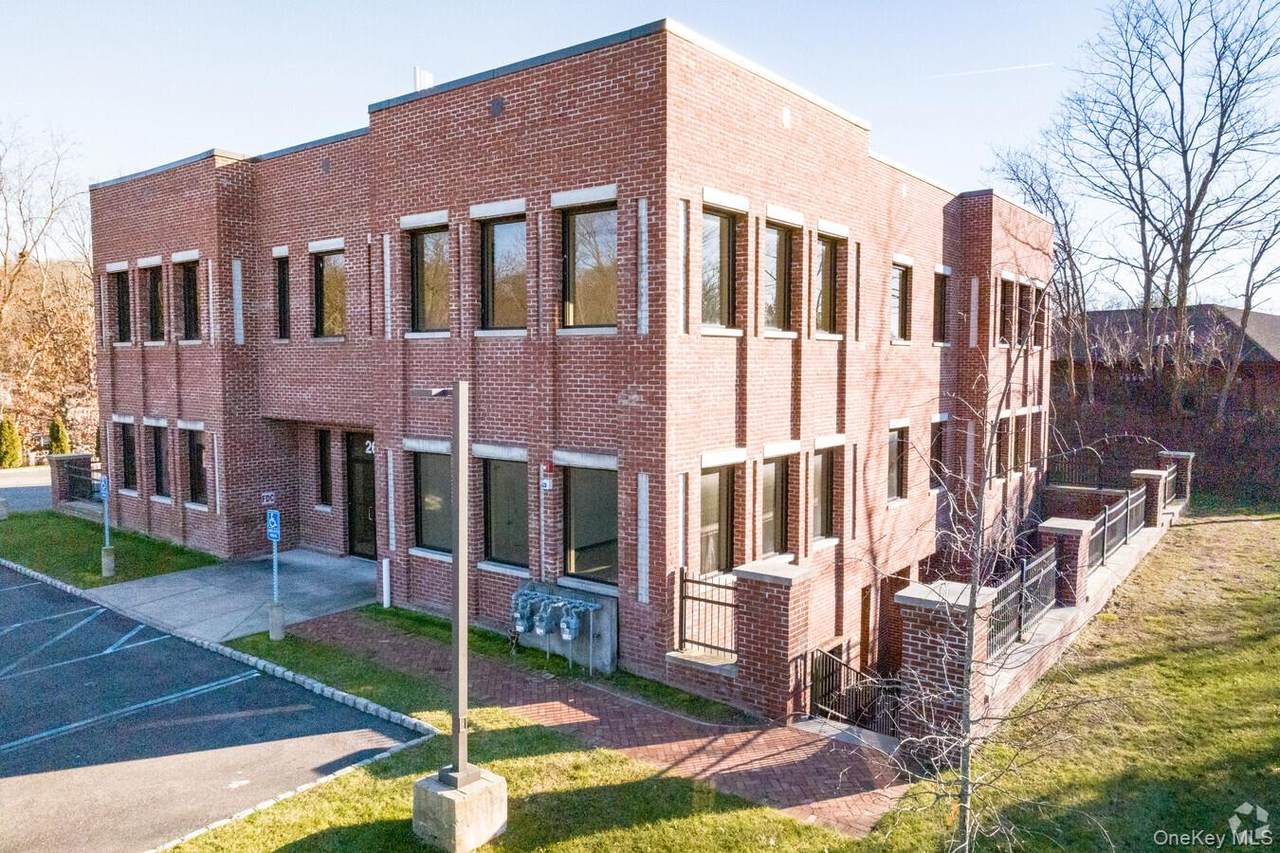 265 Indian Head Road - Photo 1