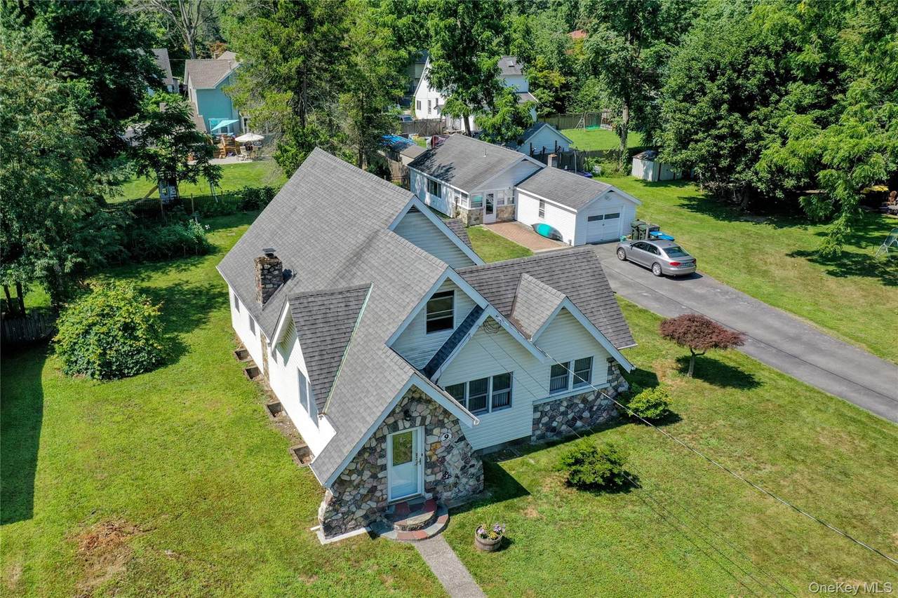 9 Chestnut Street - Photo 1