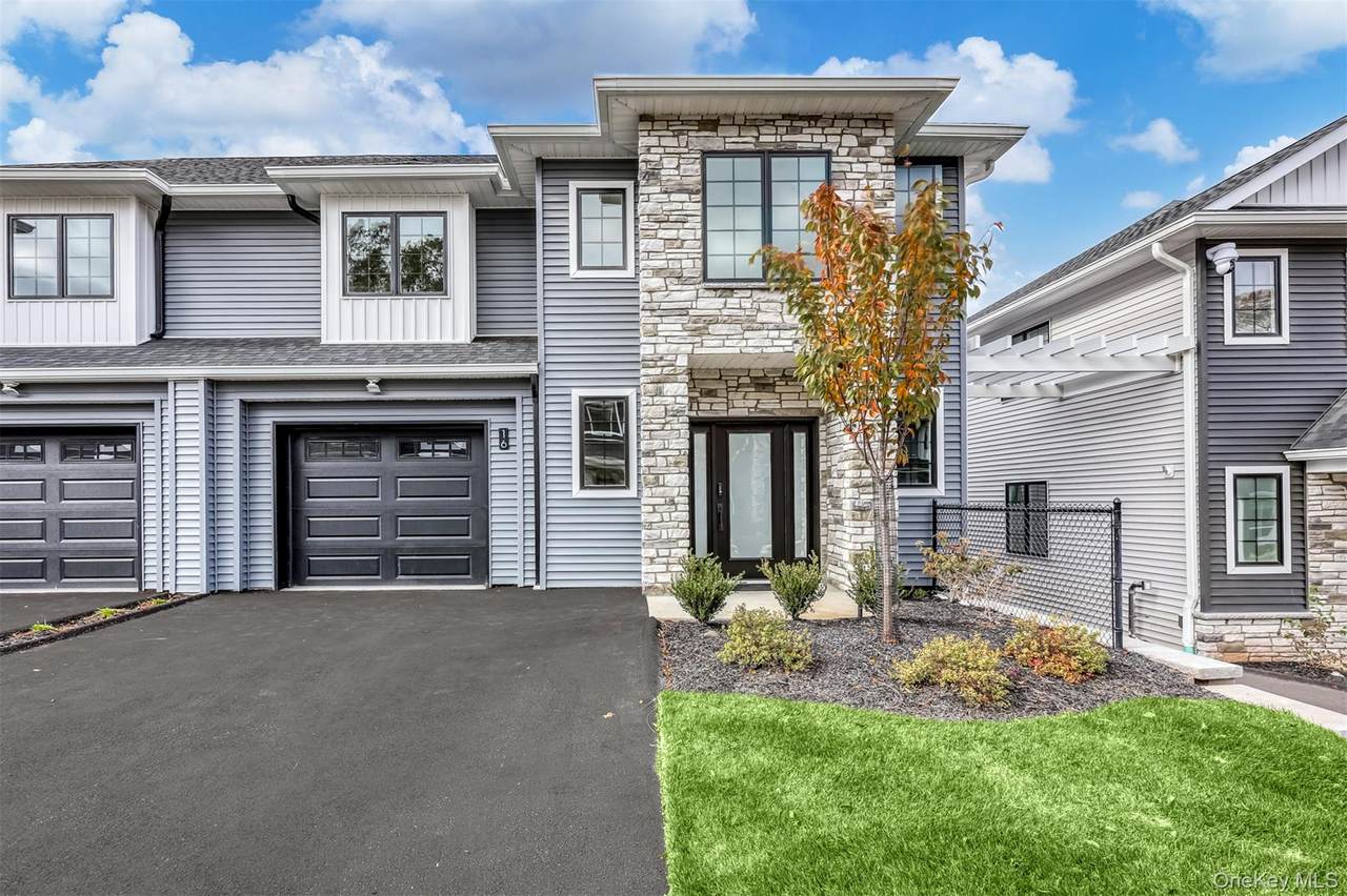 16 Silverwood Circle - Photo 1