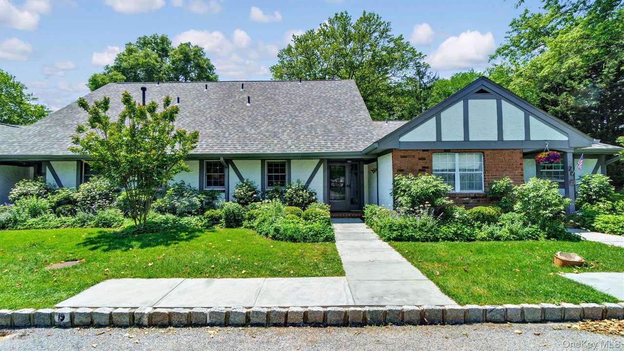 10 Lealand Lane - Photo 1