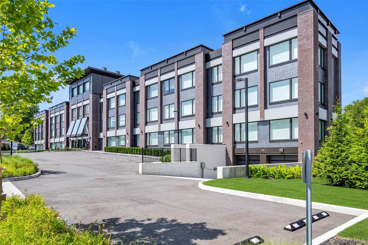 218 Middle Neck Road - Photo 1