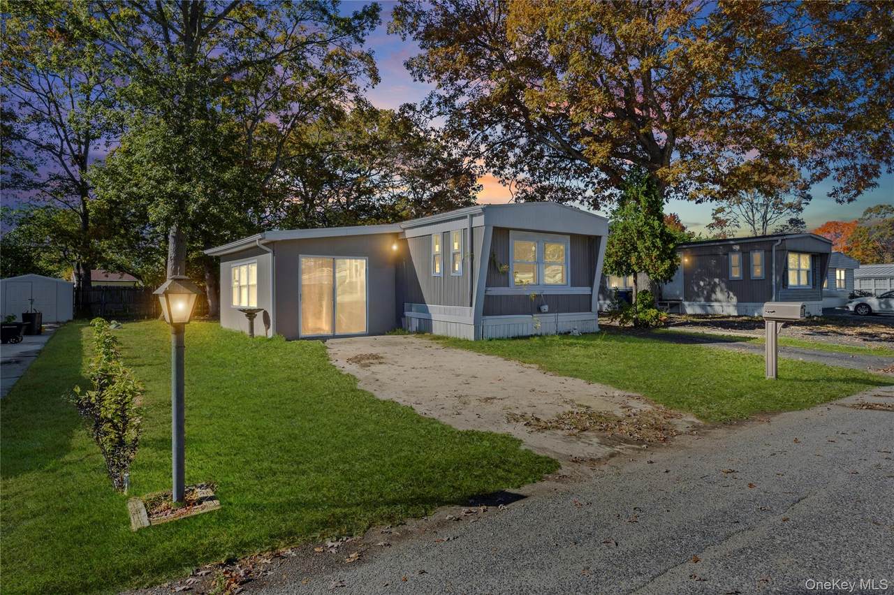 40 Buttercup Dr - Photo 1