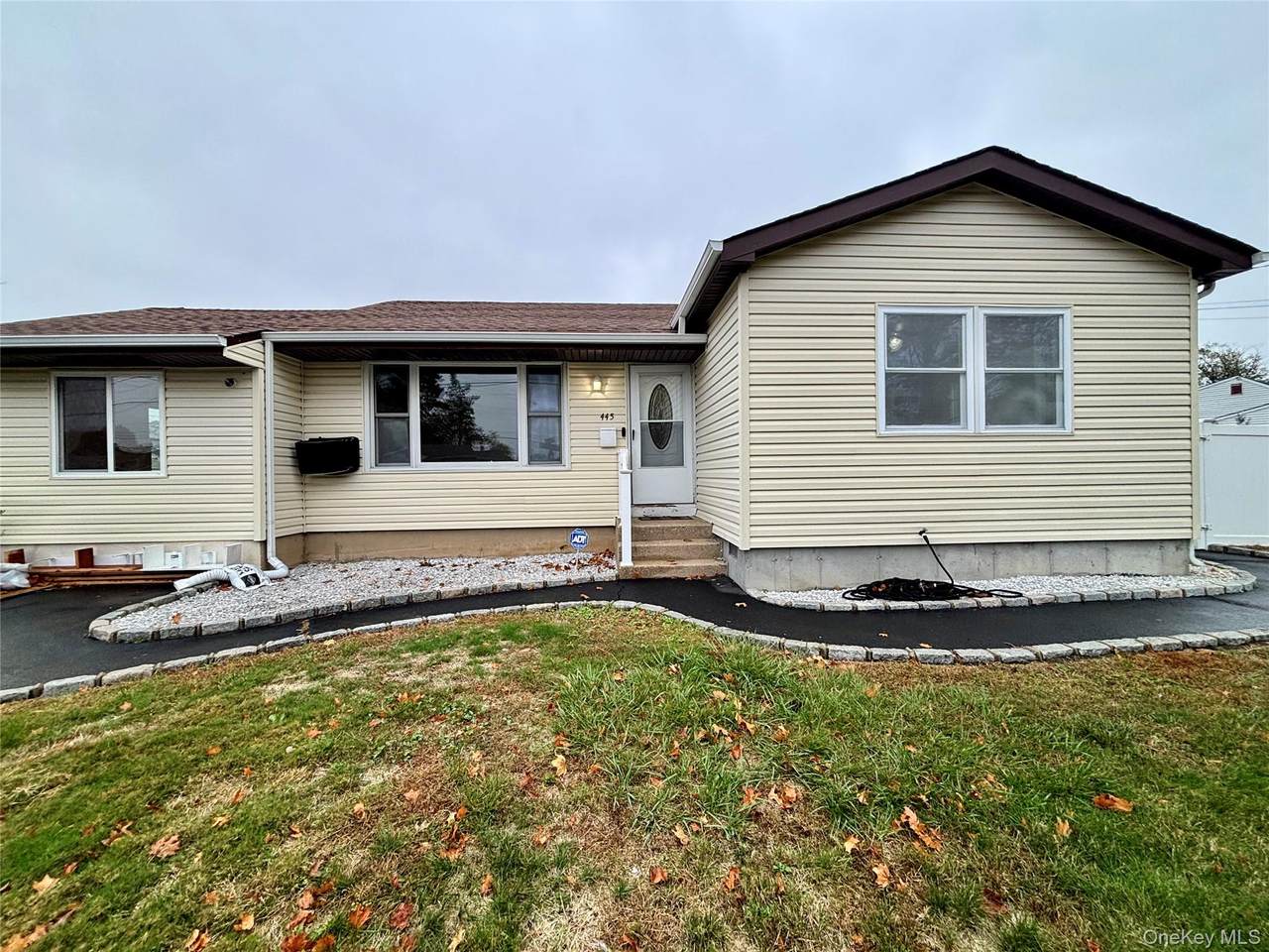 445 Madison Avenue - Photo 1