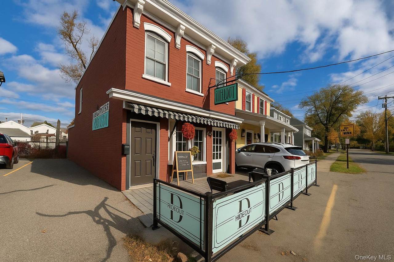 19 Robinson Street - Photo 1