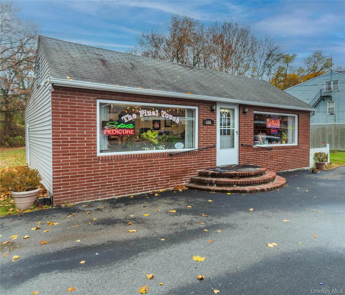 426 Violet Avenue - Photo 1