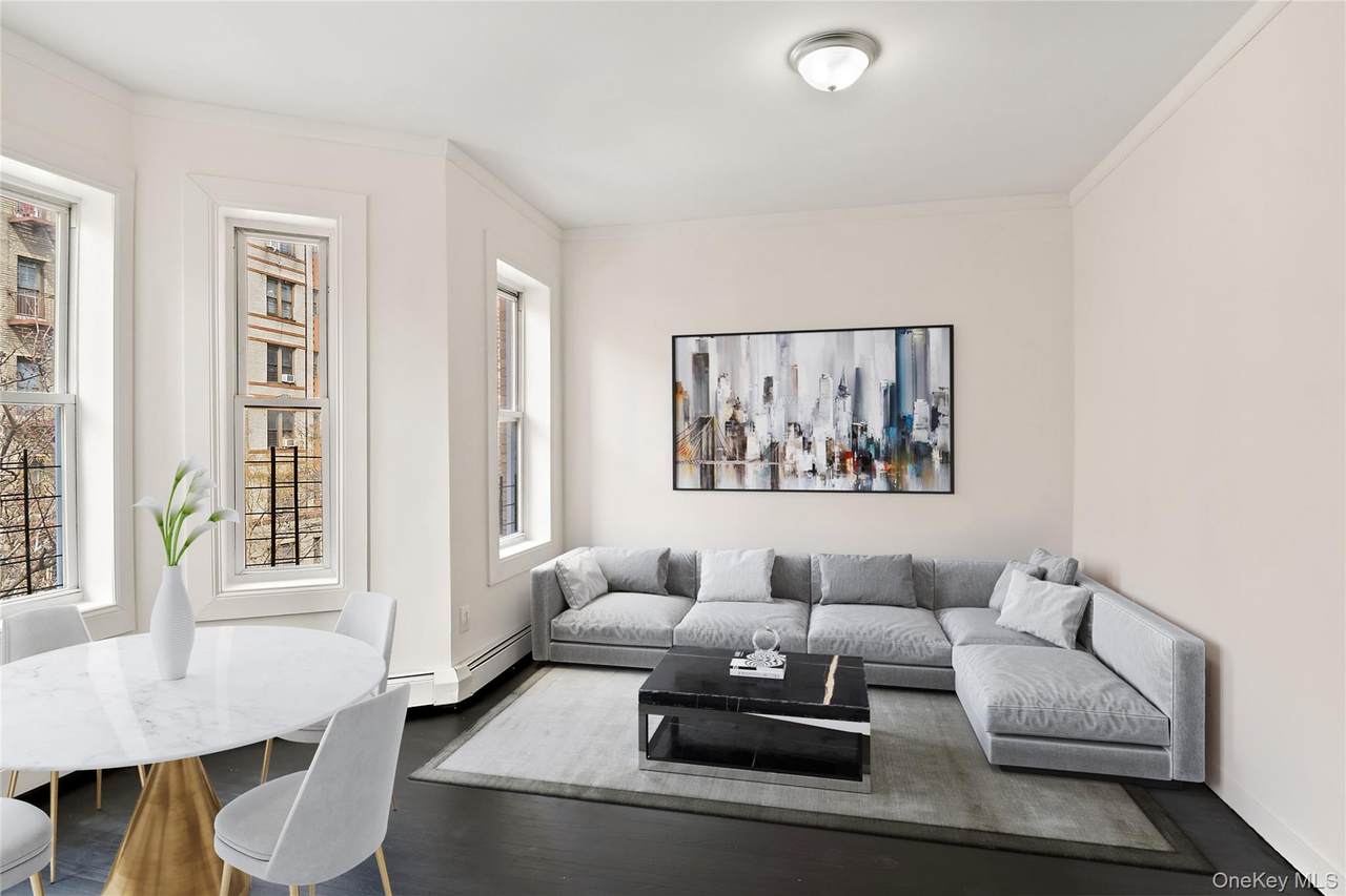 2308 Morris Avenue - Photo 1