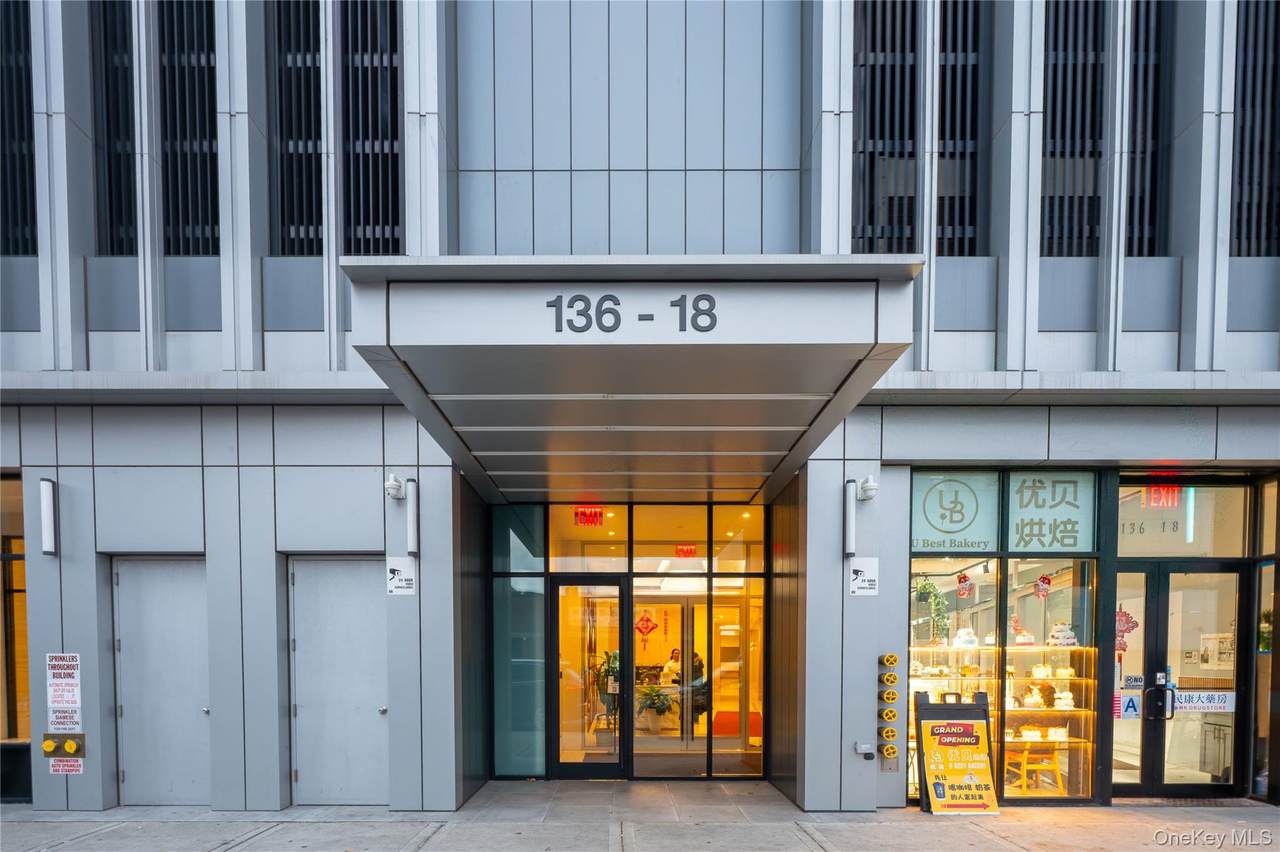 13618 Maple Avenue - Photo 1