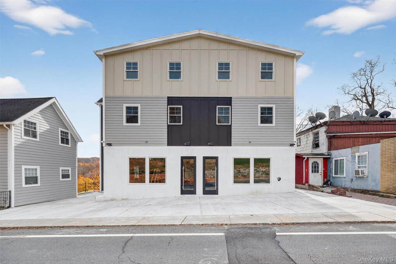 99 Main Street - Photo 1