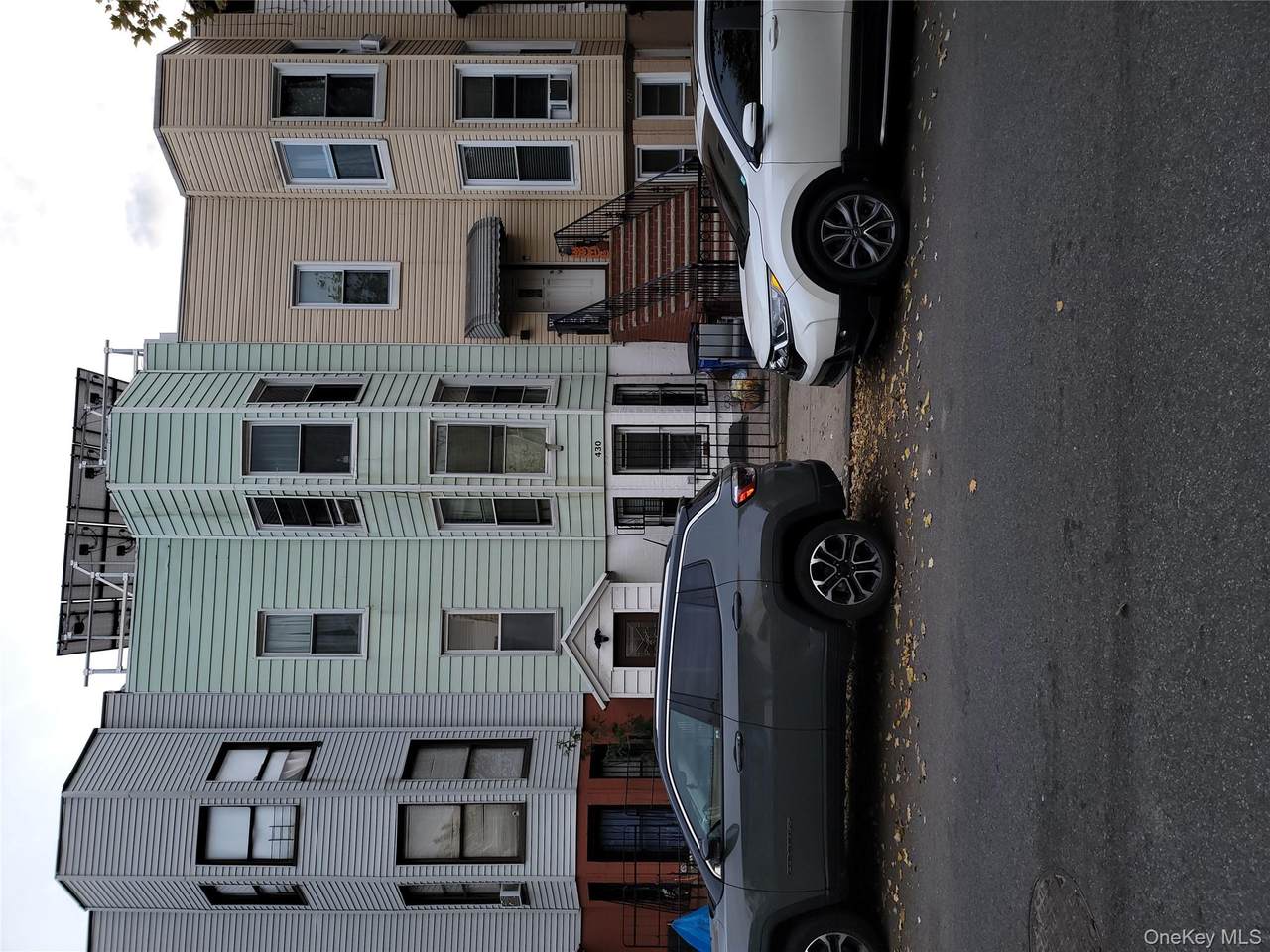 430 46th Street - Photo 1