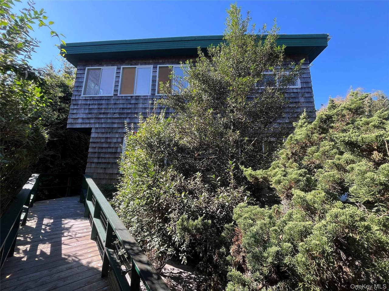 150 Clipper Roadway - Photo 1