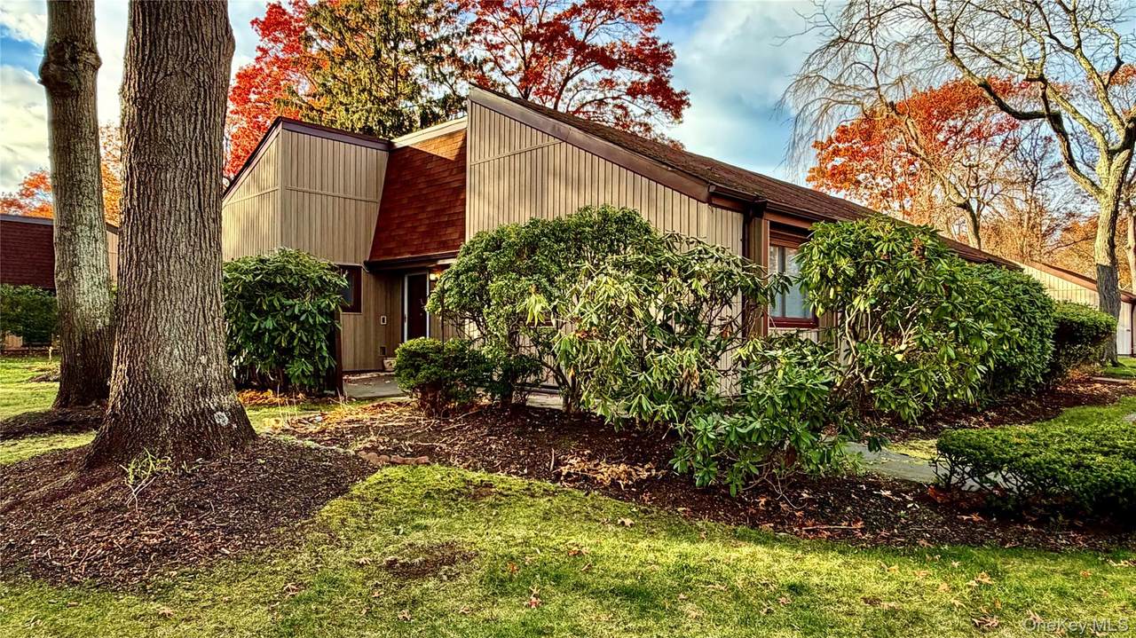 82 Strathmore Gate Drive - Photo 1