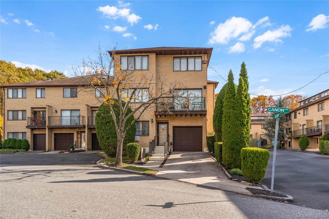 17 Gregory Lane - Photo 1