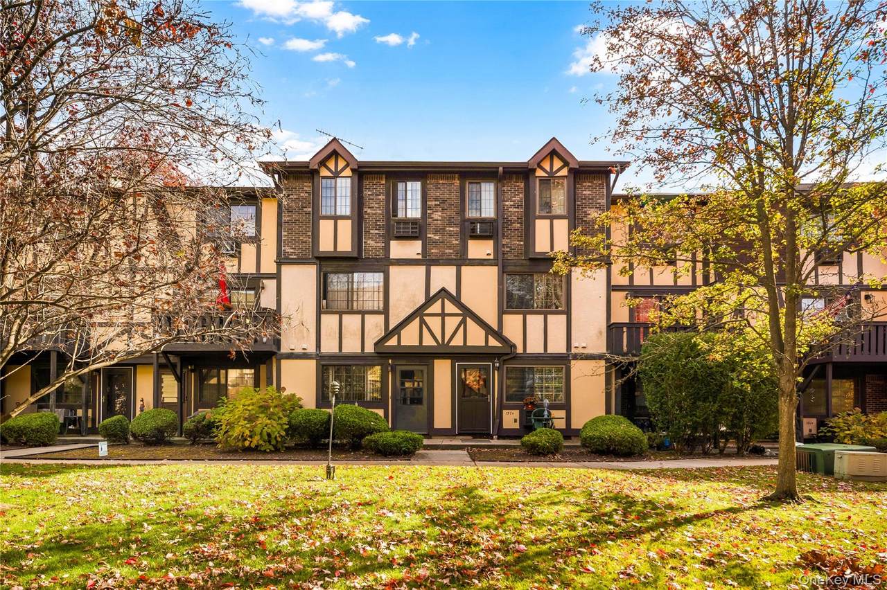 155 Devon Loop - Photo 1