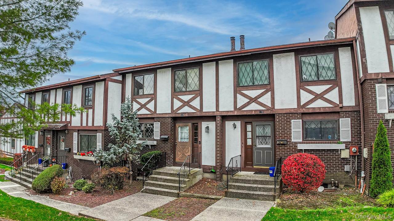 117 Buckingham Court - Photo 1