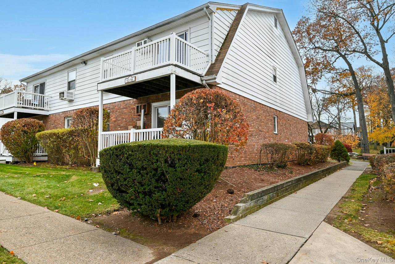 66 Parkside Drive - Photo 1