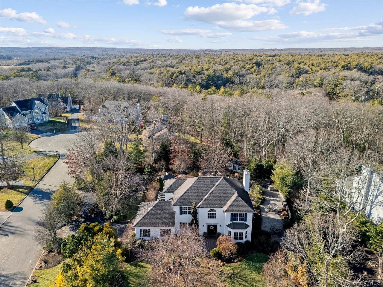 7 Brittany Court - Photo 1