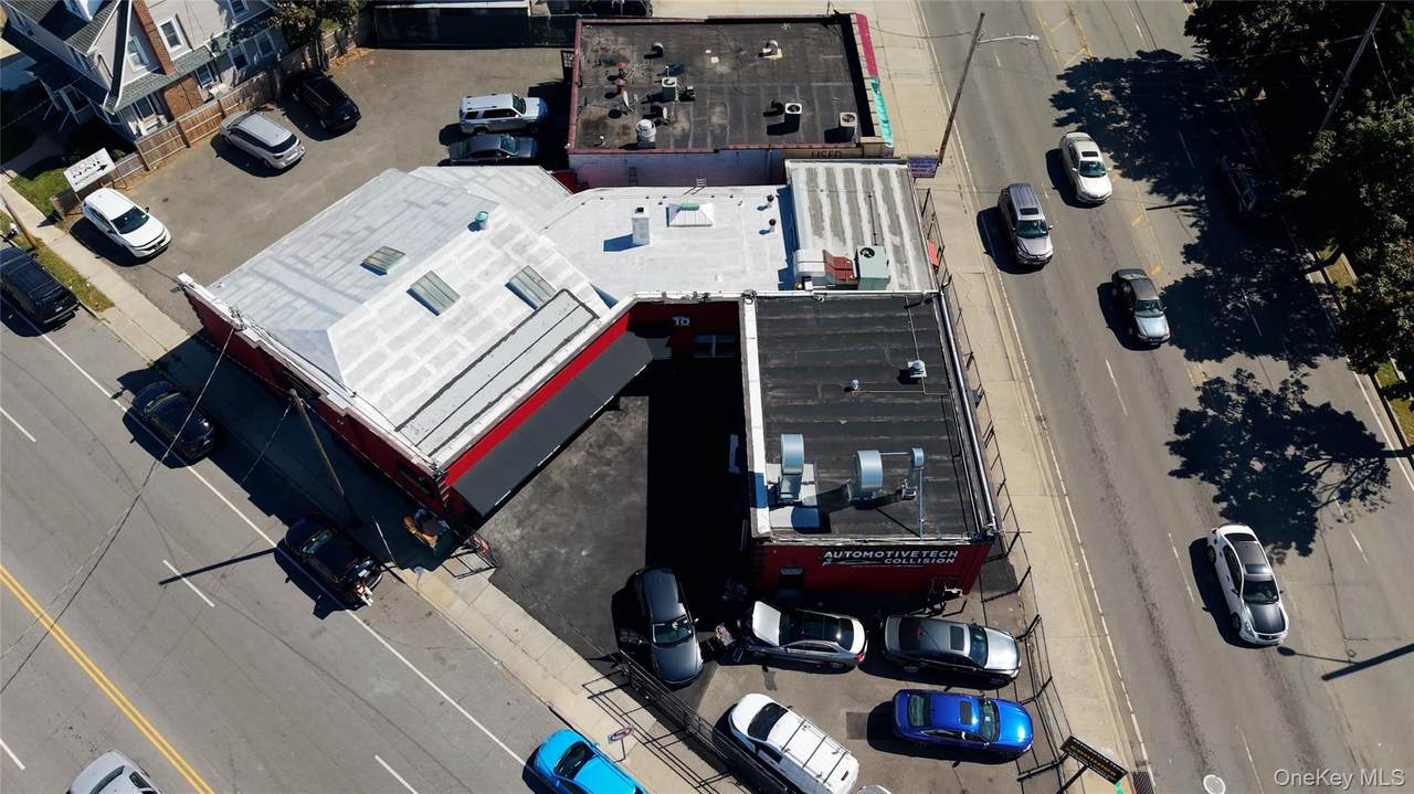 10 Jerusalem Avenue - Photo 1