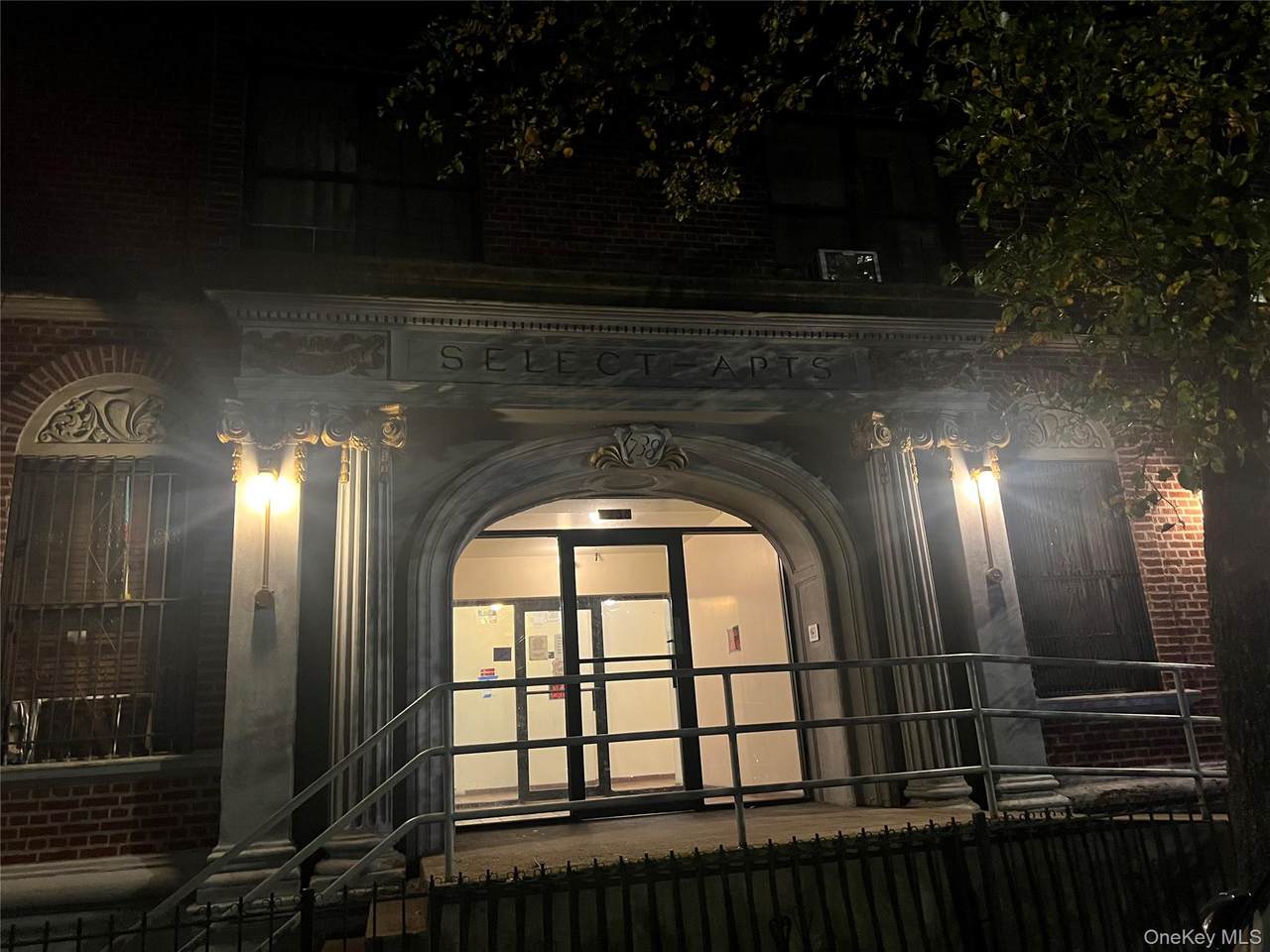 1738 Union Street - Photo 1