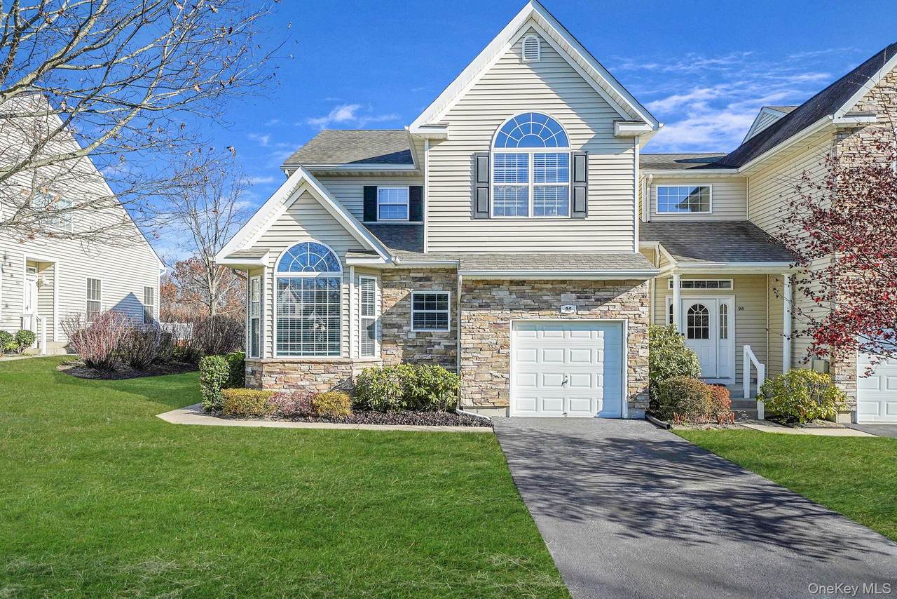 96 Manitou Trail - Photo 1