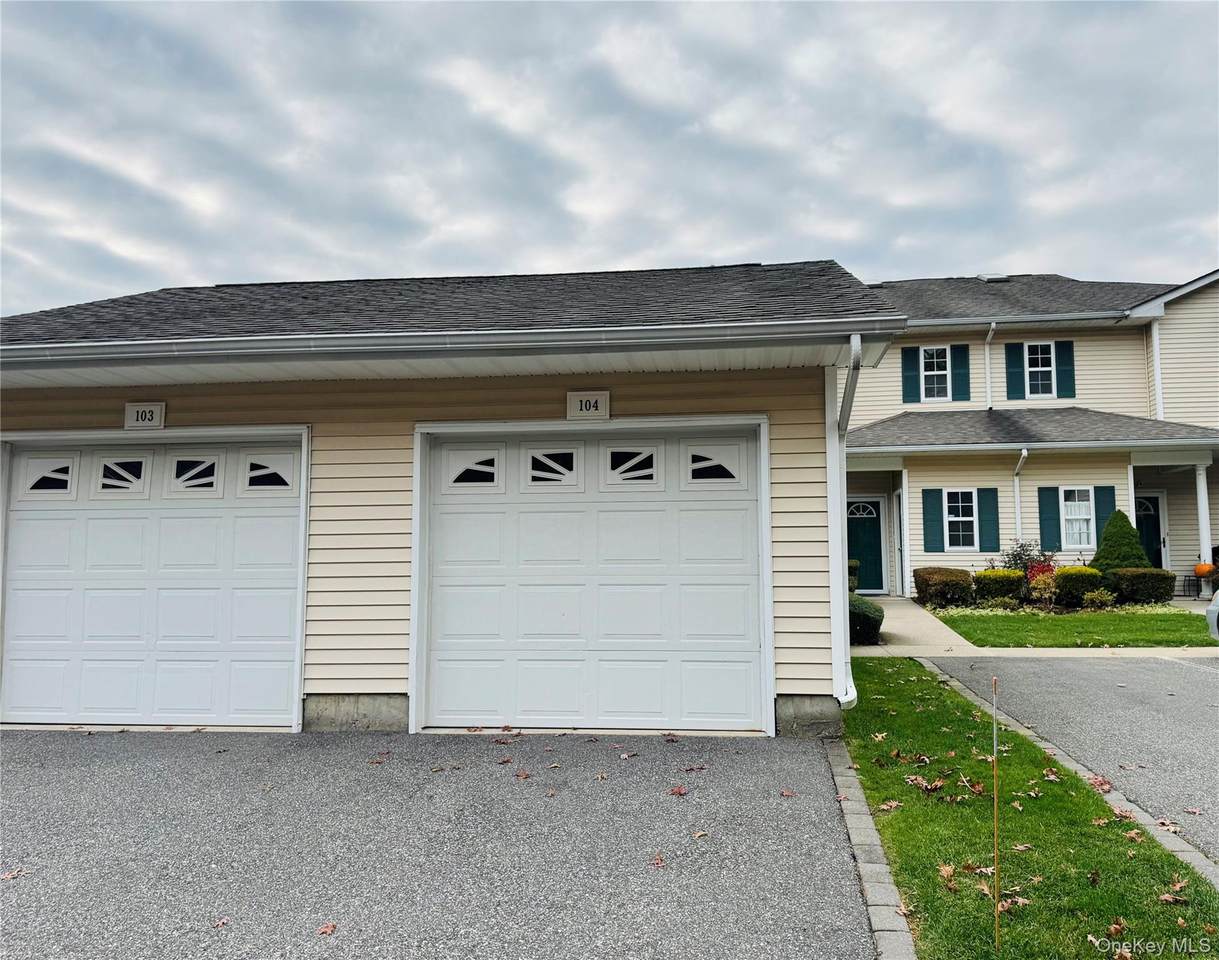 104 Aerie Way - Photo 1