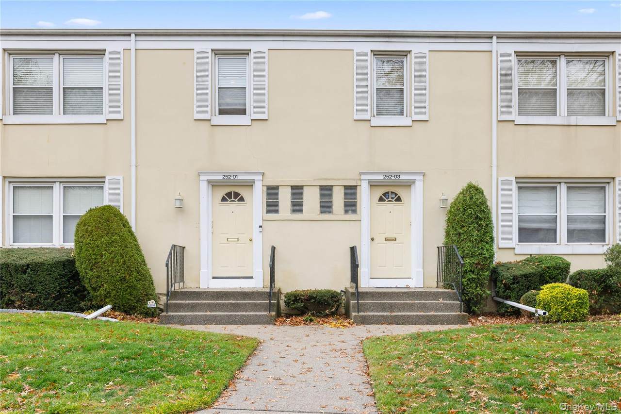 252-01 72nd Avenue - Photo 1
