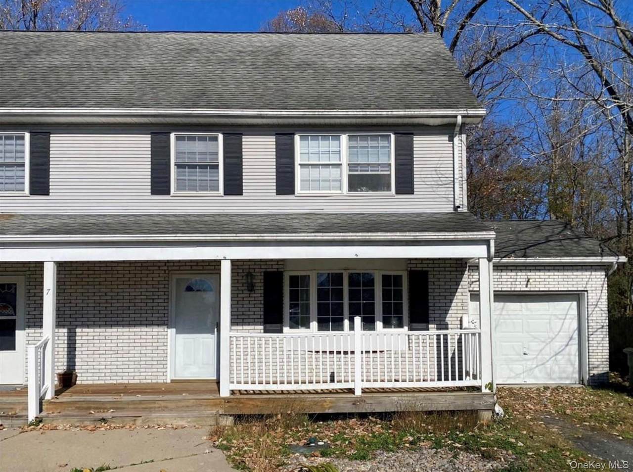 7 Penny Lane - Photo 1