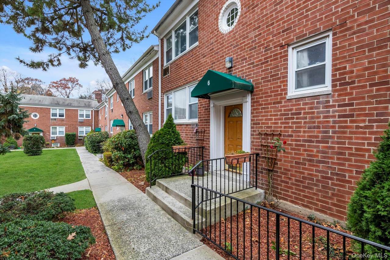 643 Pelham Road - Photo 1
