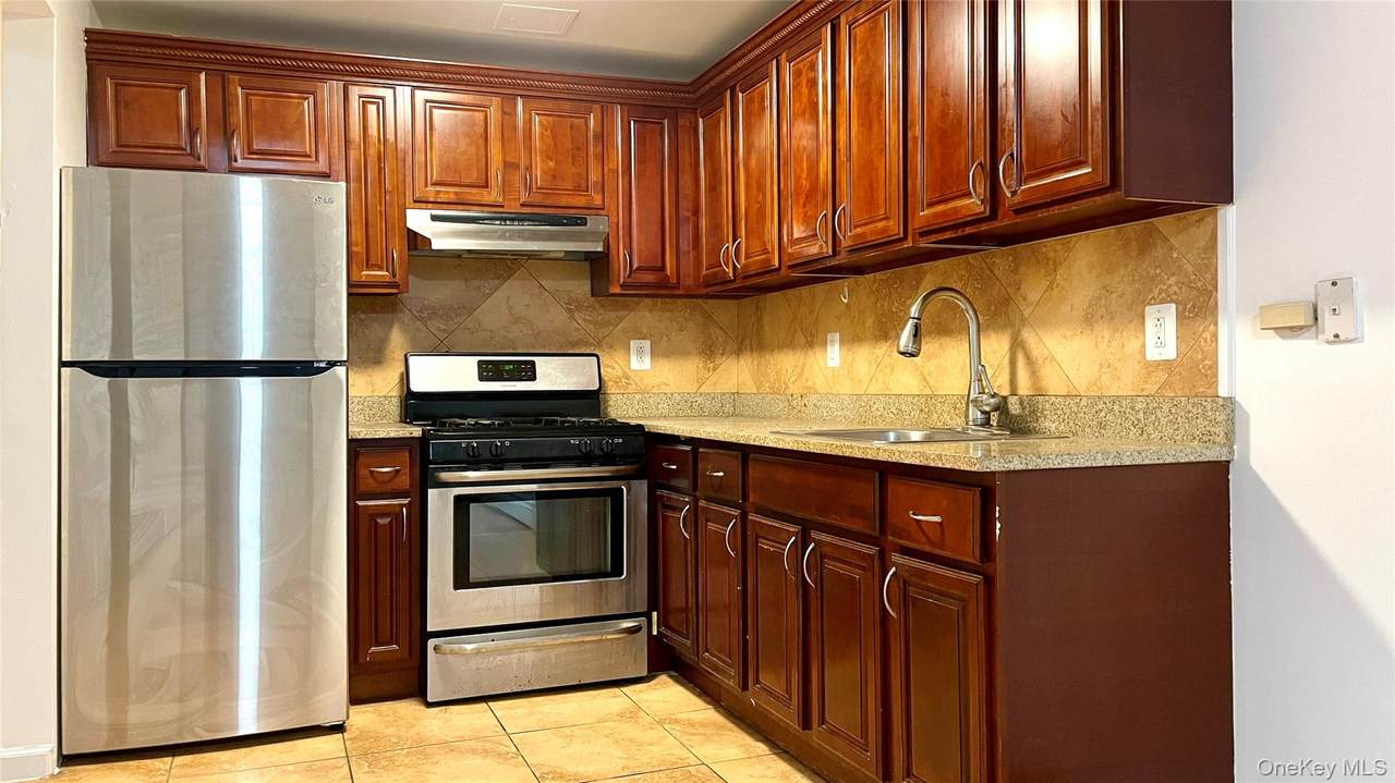 349 Pennsylvania Avenue - Photo 1