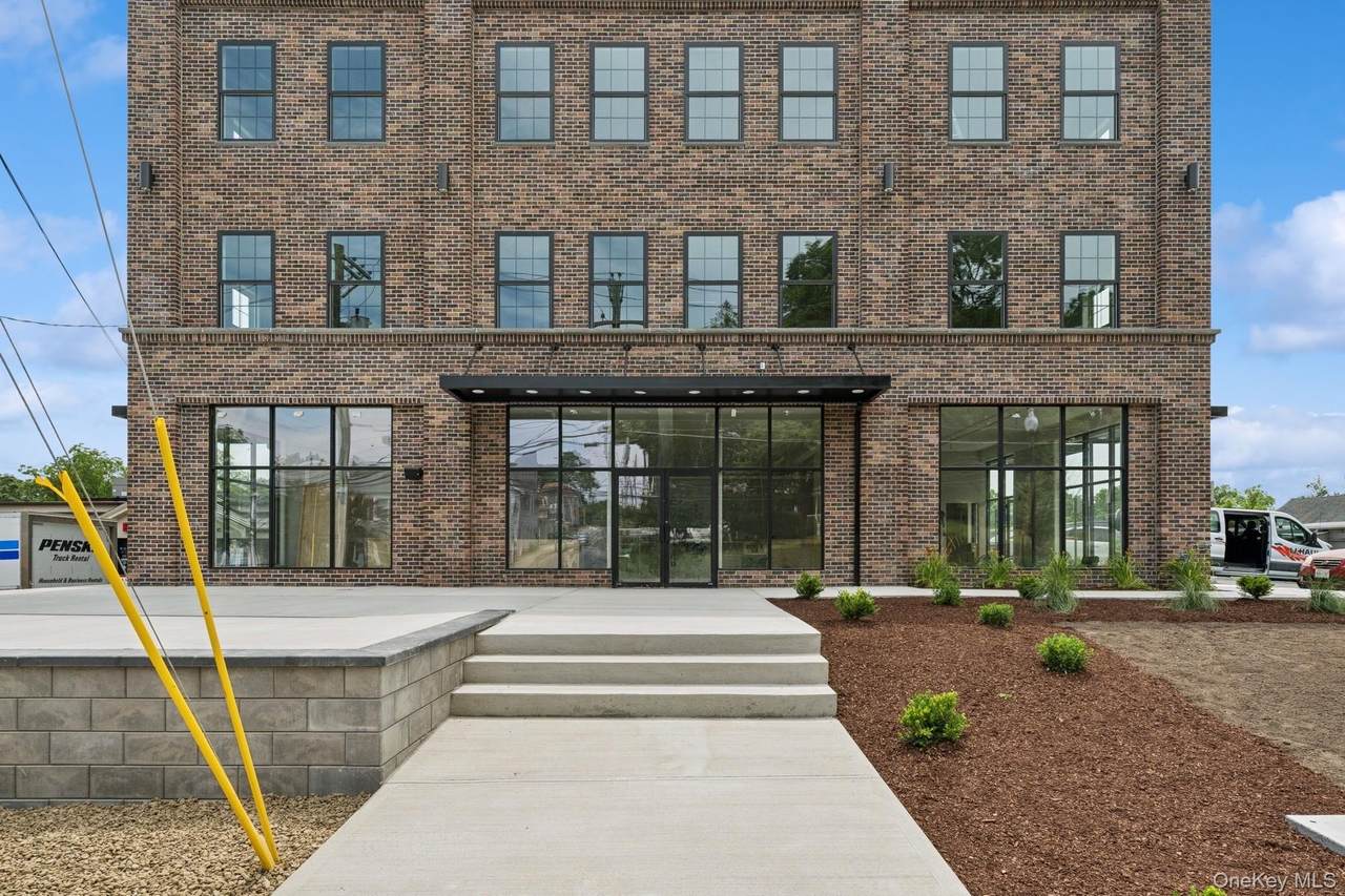 153 Greenwich Avenue - Photo 1