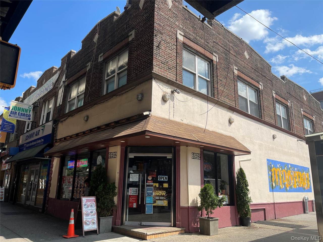 6902 Roosevelt Avenue - Photo 1