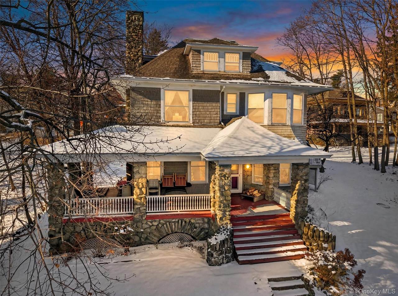 54 Leroy Place - Photo 1