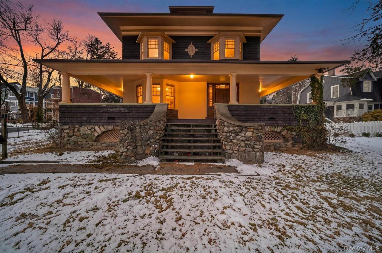 58 Leroy Place - Photo 1