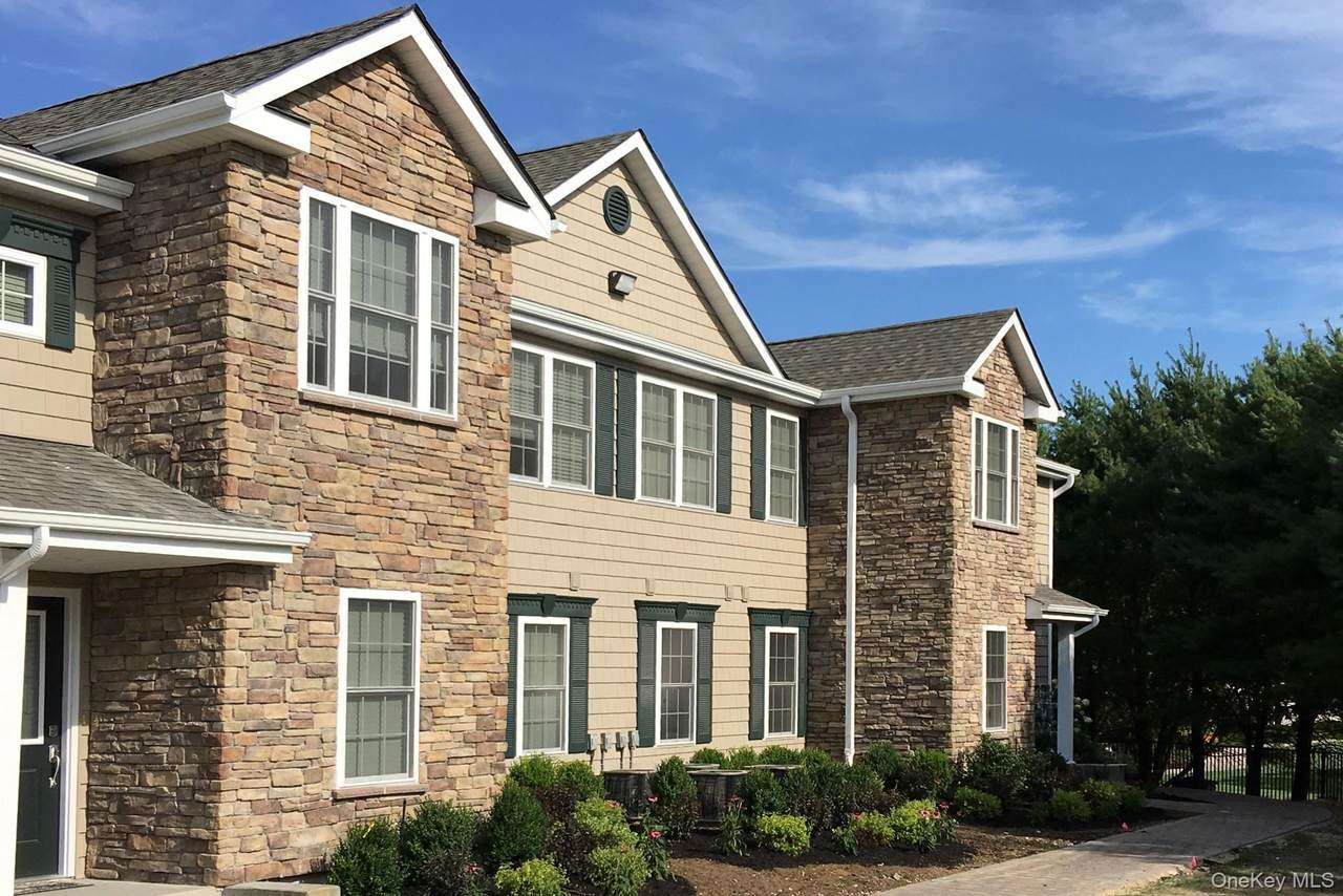 1302 Vista View Drive - Photo 1