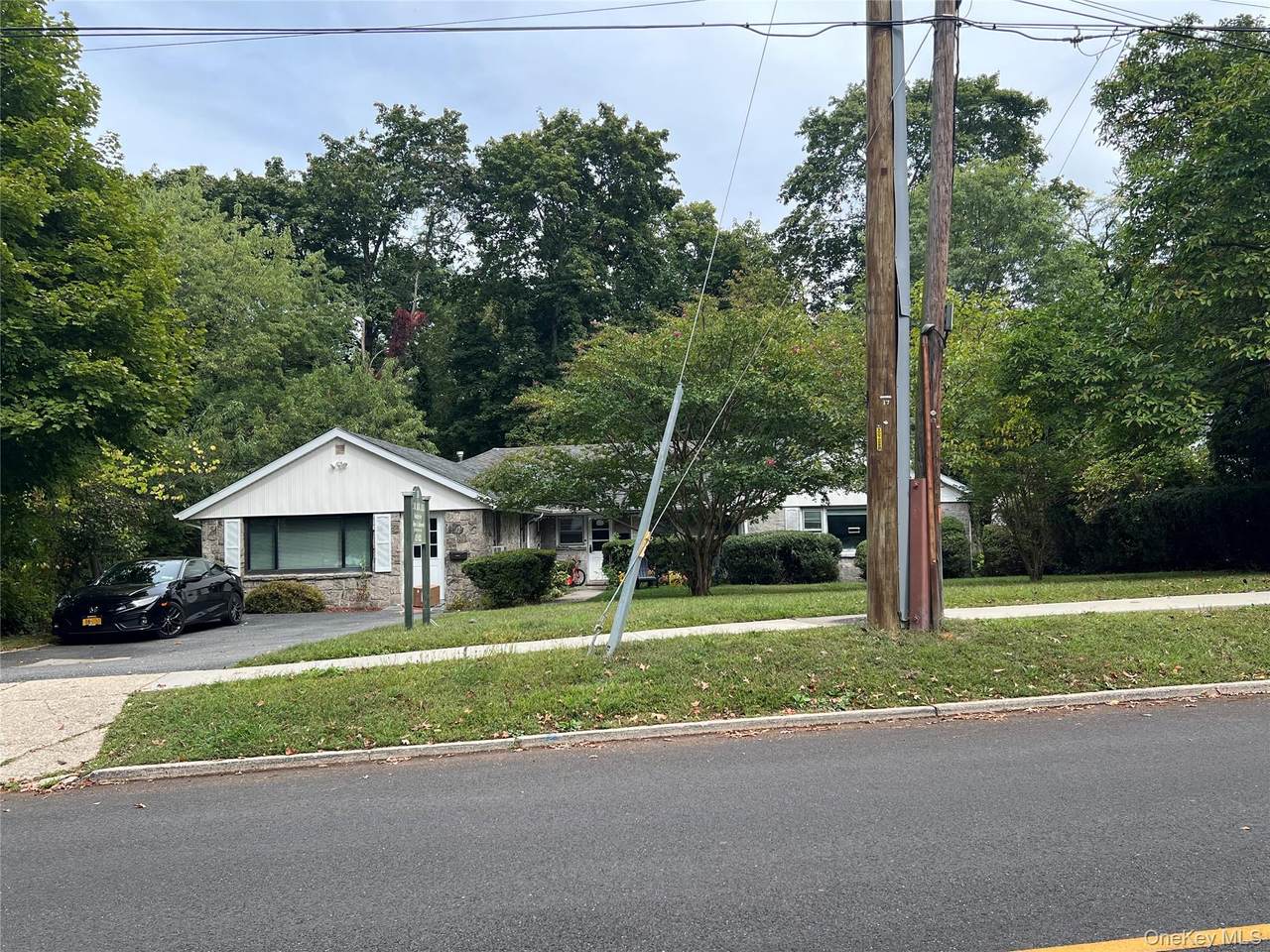 118 Nassau Road - Photo 1