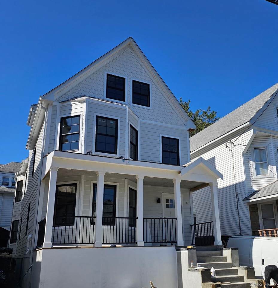 356 10th Avenue - Photo 1